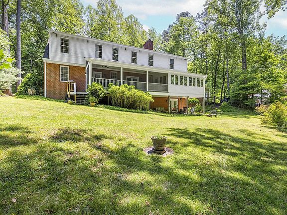 2nd image of 900 Flordon Dr