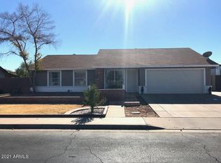 853 E Huber St, Mesa, AZ 85203