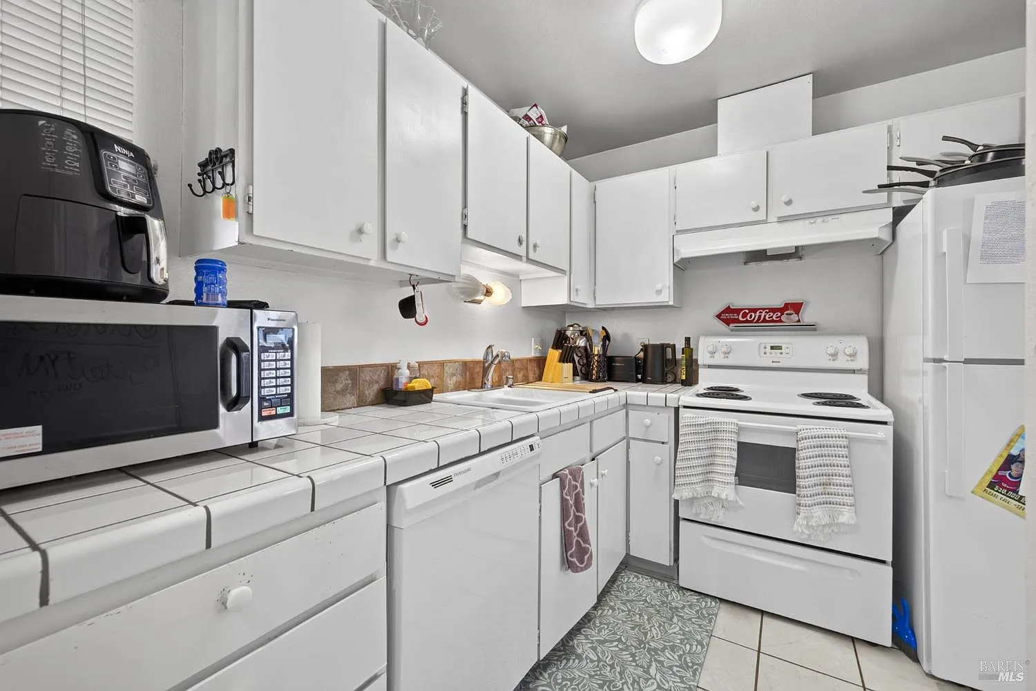 6530 Country Club Drive - Photo 9