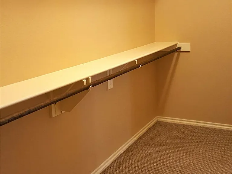 4400 Leeds Dr — Photo 13