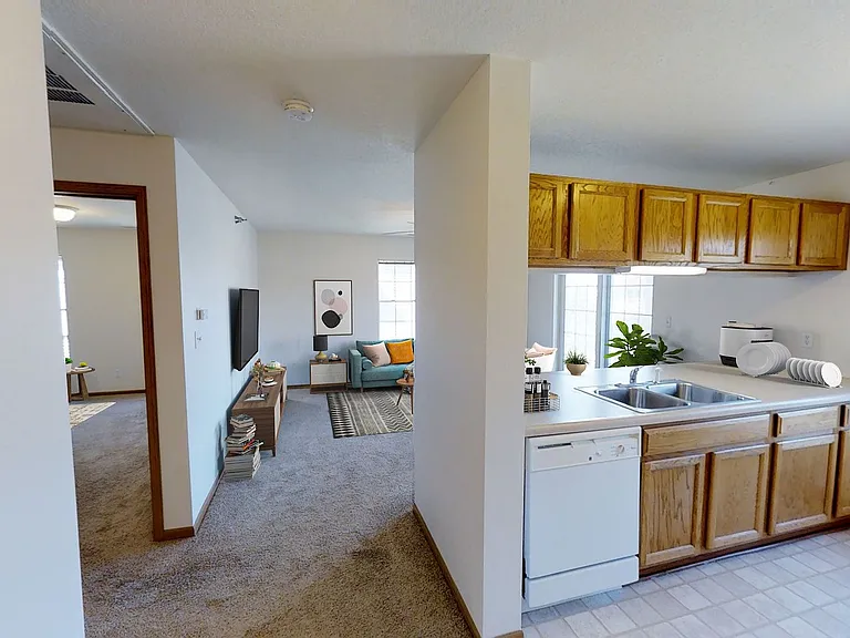 2430 Aspen Rd — Photo 2