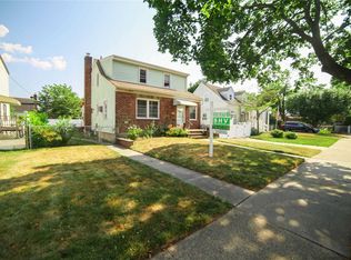 246-46 86th Ave, Bellerose, NY 11426
