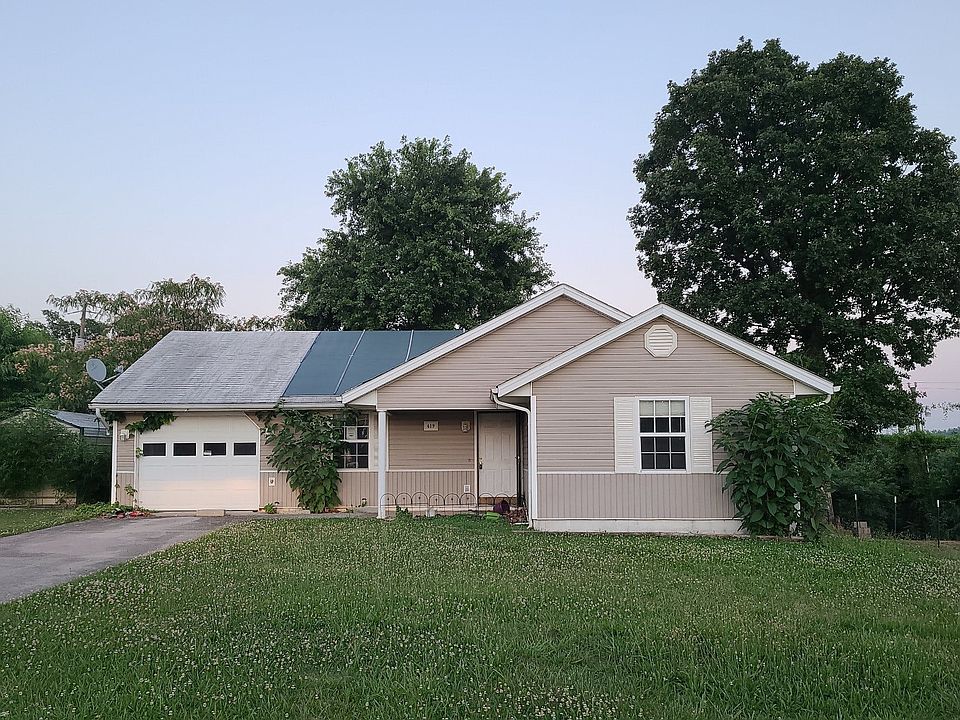 1st image of 419 Sycamore Trl