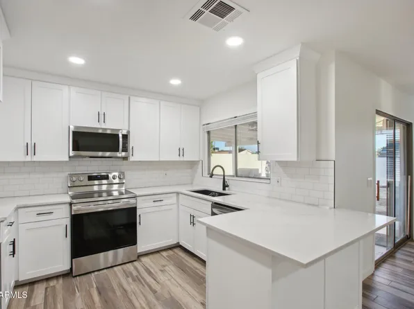 7435 W VOGEL Avenue, Peoria, AZ 85345