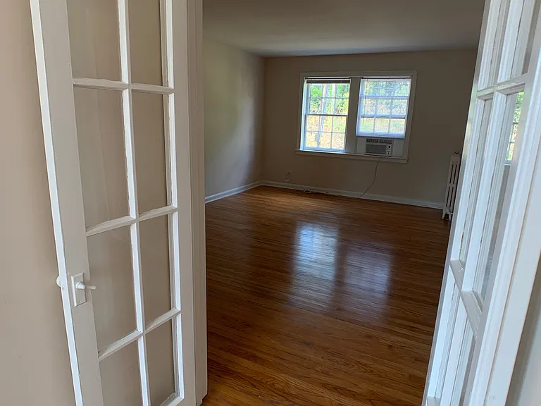 2856 Thornhill Rd — Photo 23