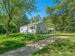 3287 Thirteen Mile Rd NE, Rockford, MI 49341