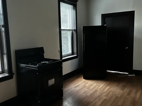 2650 S Kedzie Ave APT 2, Chicago, IL 60623