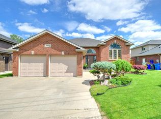 5970 Matchette Rd, Lasalle, ON N9J 3W1