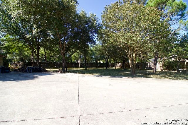 1st image of 318 Chesterfield Dr