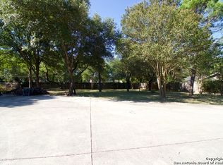 318 Chesterfield Dr, San Antonio, TX 78223