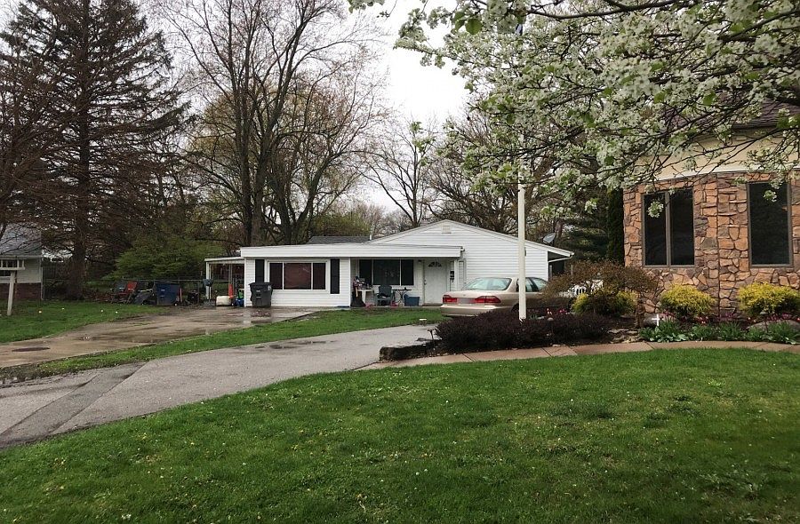 2nd image of 6048 Edgedale Cir