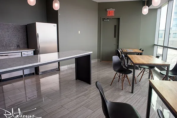 Rented by Platinum Properties | media 9