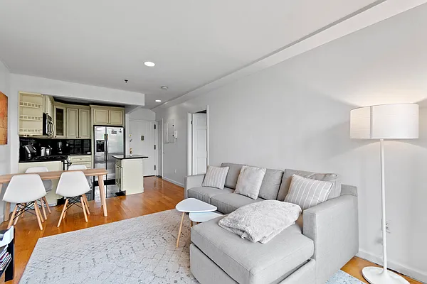Rented by Citi Mosaic | media 11