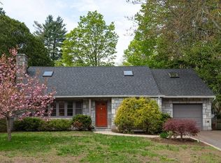 6 Massasoit St, Northampton, MA 01060