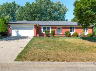 620 Ridge Rd, Greenwood, IN 46142