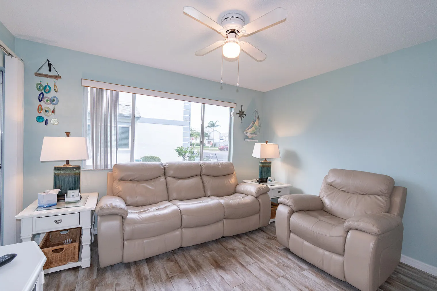 1 bed, 1.0 bath, $2,754 — Photo 2