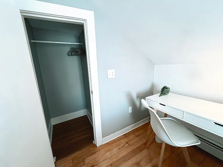194 Messer St #2 — Photo 15