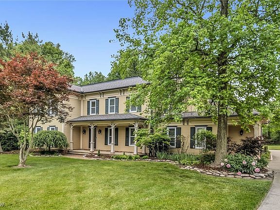 3rd image of 4371 Pine Lake Dr