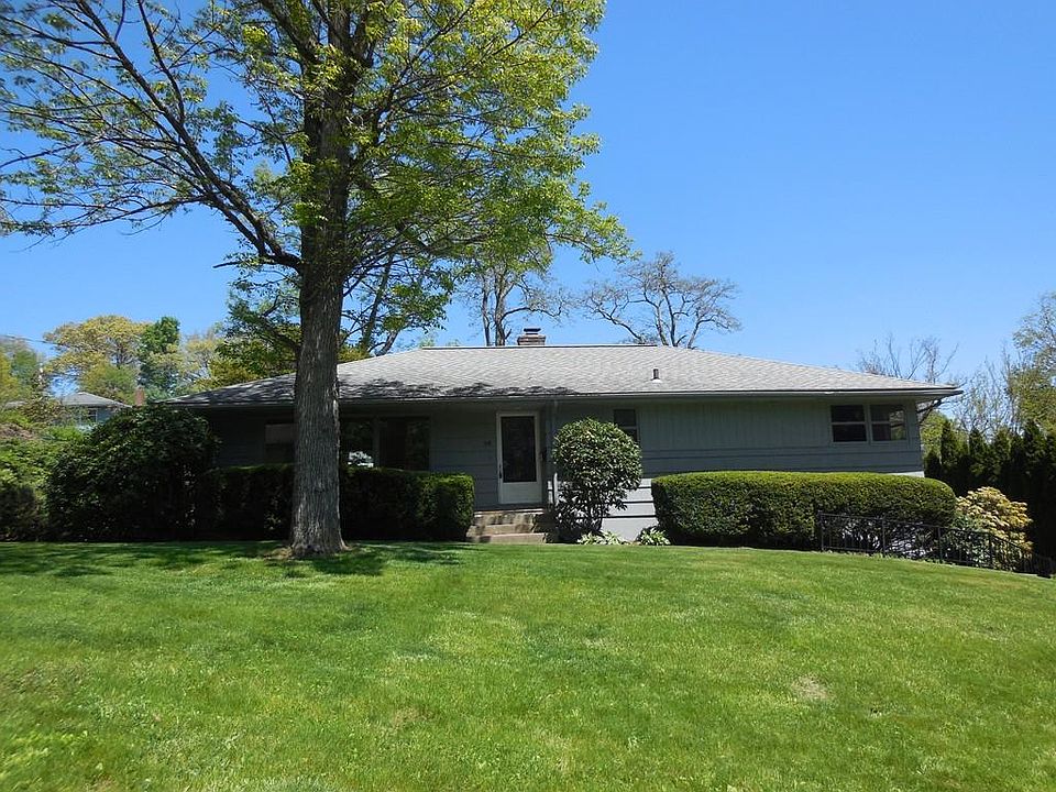 1st image of 64 Hillview Rd