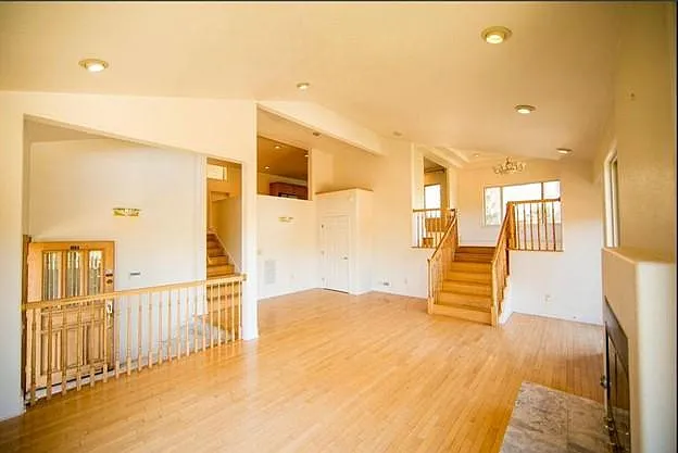 910 Alvarado Rd — Photo 3