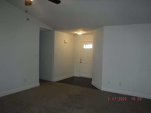3rd image of 2990 Fox Glove Dr