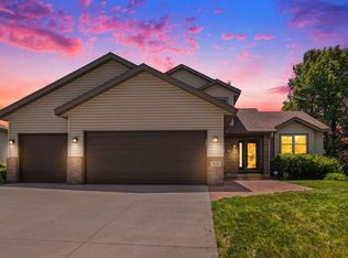 517 Upland Rd NW, Saint Michael, MN 55376