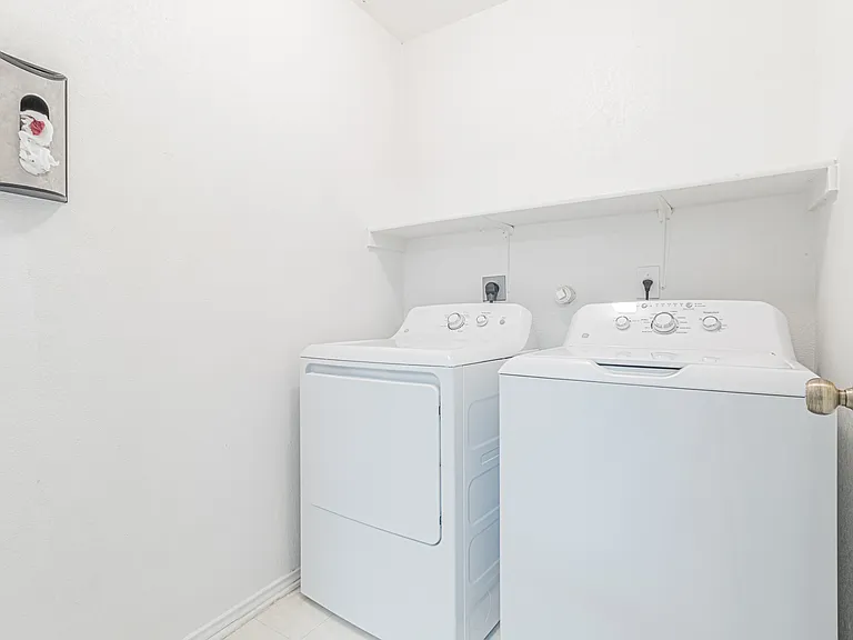 11244 Vollmer Ln — Photo 13