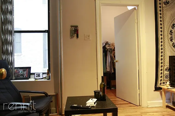 Rented by Rennit Inc. | media 32