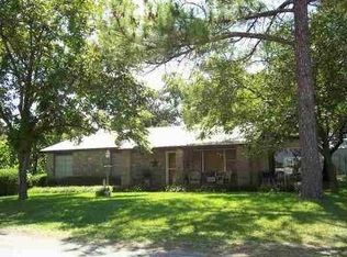 840 Lakeside Dr, Tow, TX 78672
