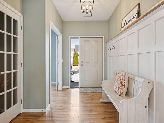 3rd image of 6152 146th Ave NW