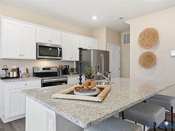 3rd image of 3801 Crows Nest Ct