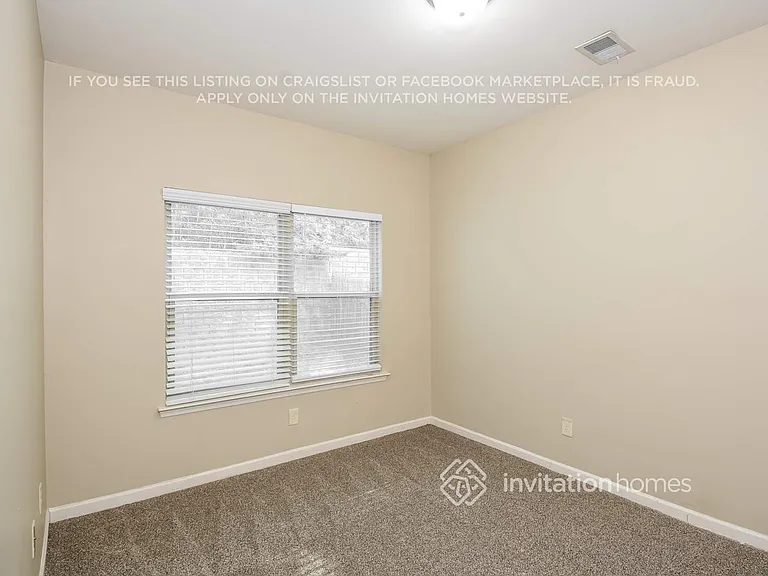 526 Crestmont Ln — Photo 14