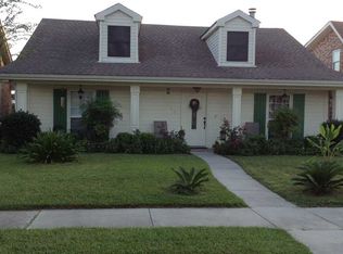 4500 E Genie St, Meraux, LA 70075