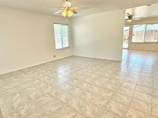 6956 Dove St — Photo 2