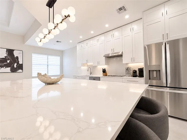 12667 Biscayne Ct — Photo 22