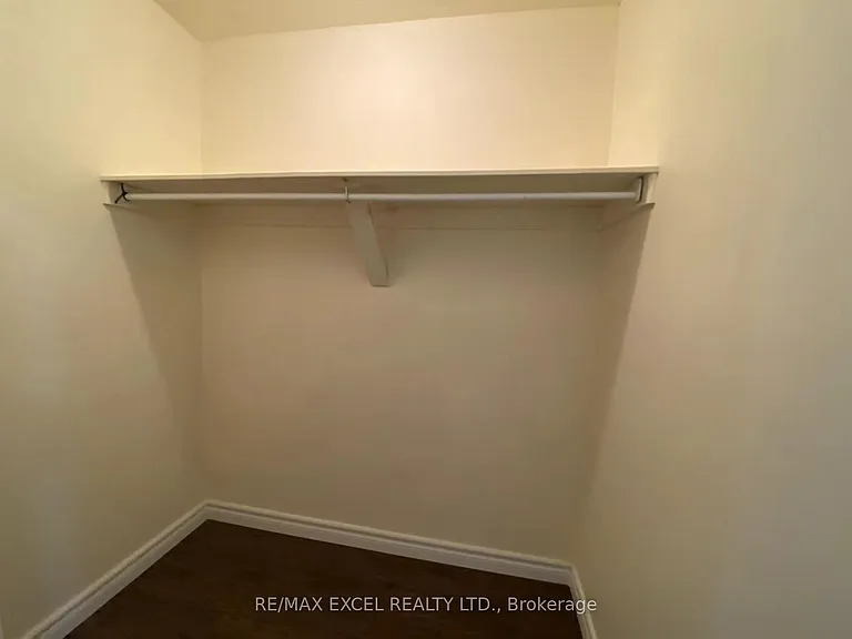 2500 Bridletowne Cir #907 — Photo 27