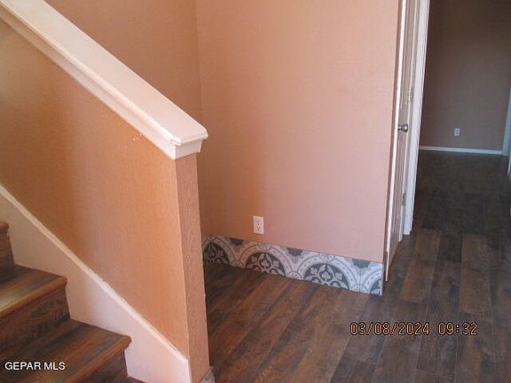 3rd image of 4828 Excalibur Dr #A