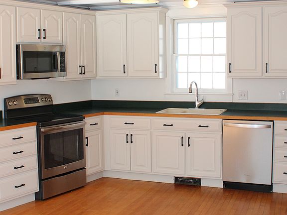 2nd image of 45 Bakery Ln