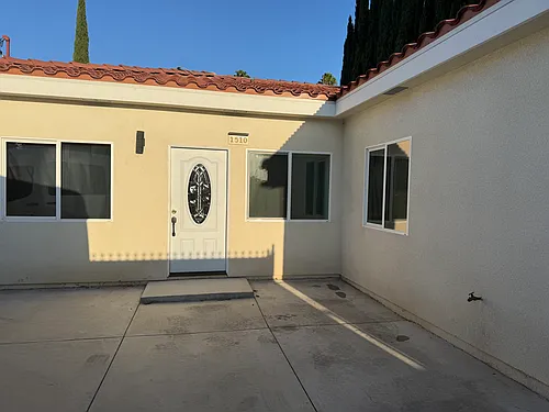 1510 S Gladys Ave Photo 1
