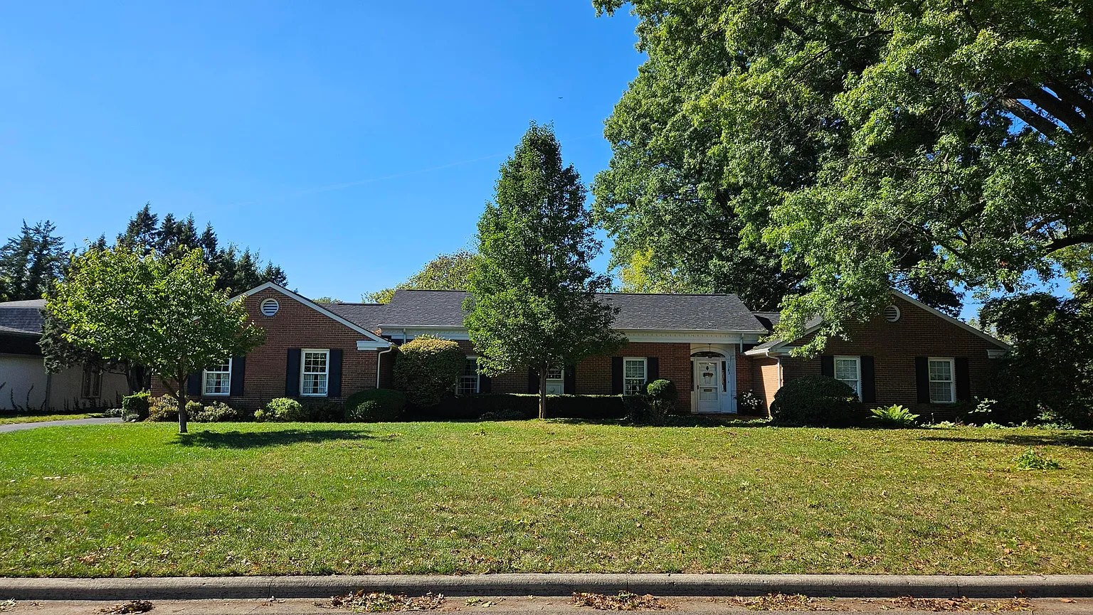 1383 Haddon Rd photo 1