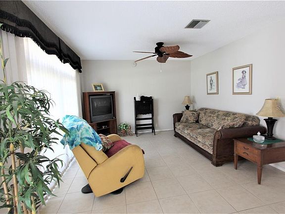 4th image of 2499 Linton Ln