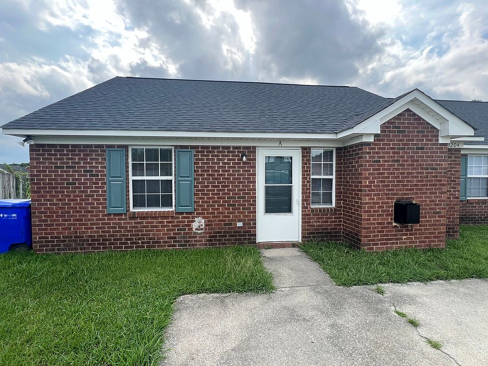 1st image of 3204 Parkway Ct #A