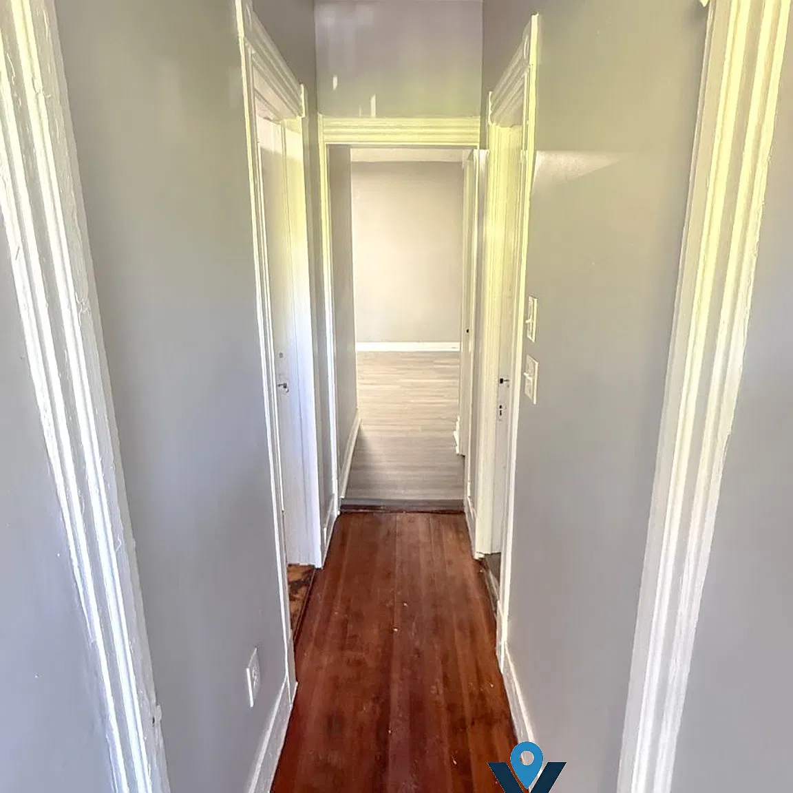 202 Mather St — Photo 2