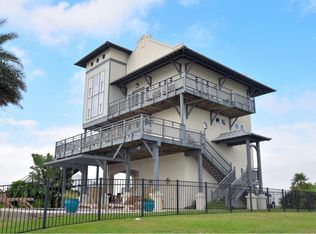 1816 Laguna Harbor Cove Blvd, Pt Bolivar, TX 77650