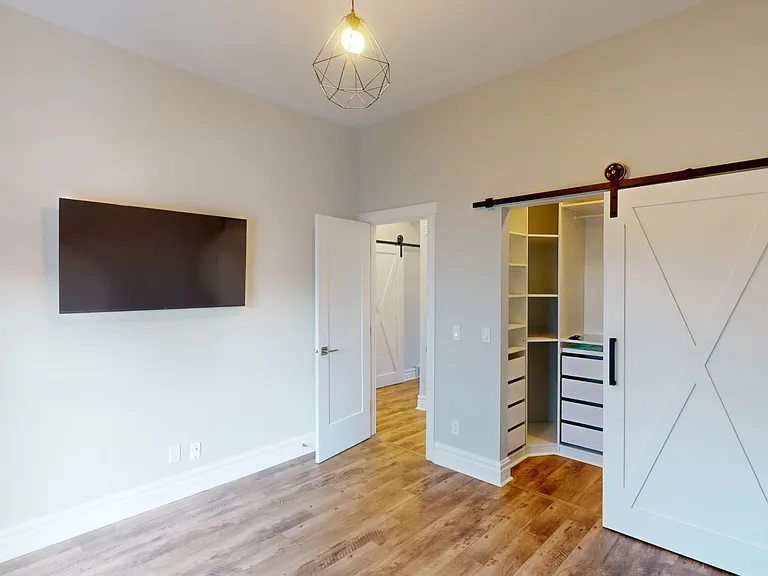 605 15th Ave SW #20 — Photo 18