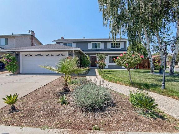 2nd image of 455 La Baree Dr