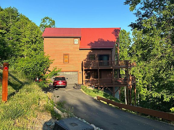 4th image of 4014 Callalantee Dr