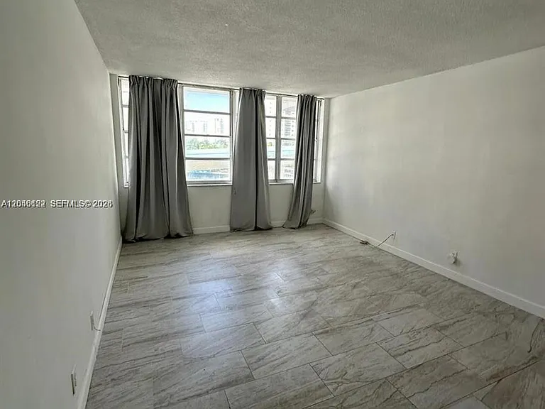 1801 S Ocean Dr #333 — Photo 16