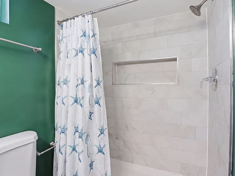 521 Madison St NE #1 — Photo 20