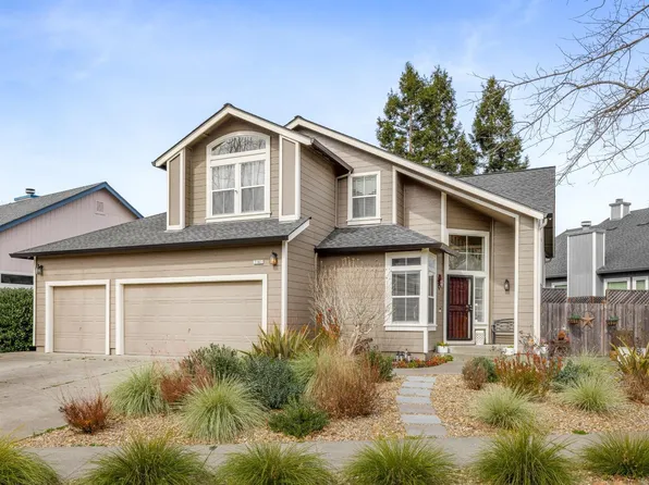 2363 Red Oak Drive, Santa Rosa, CA 95403